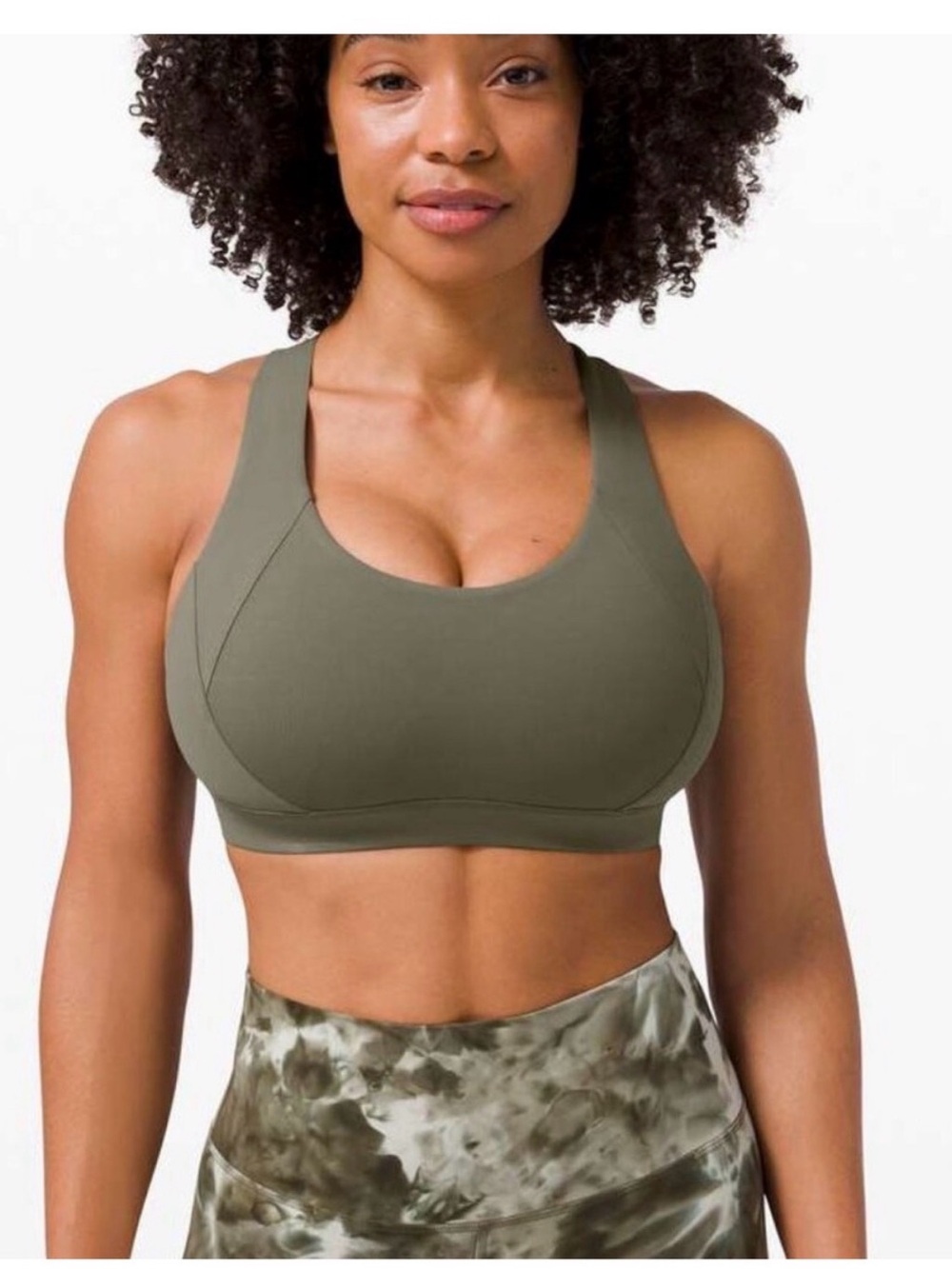lululemon free to be elevated bra *light support Olive Green size 10 used